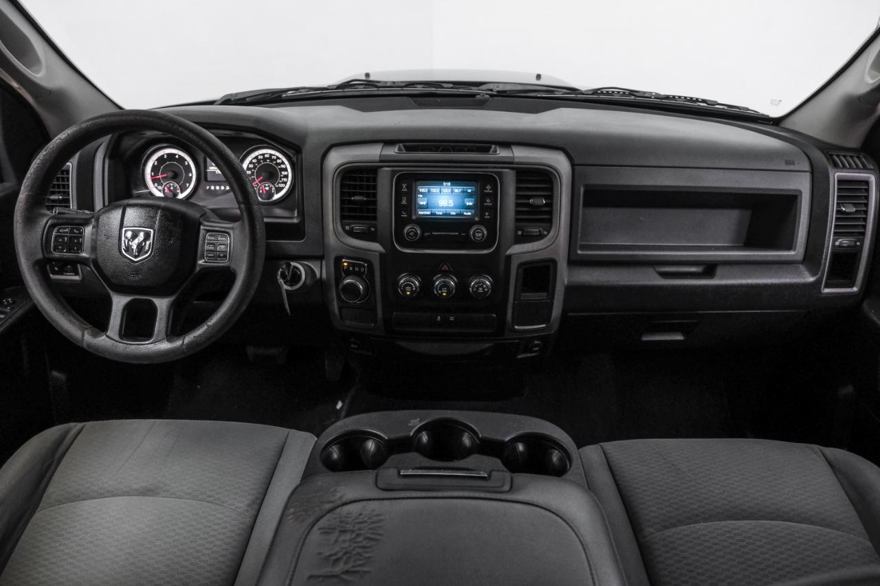 RAM 1500 Tradesman 4x2 Quad Cab 6'4" Box 2018
