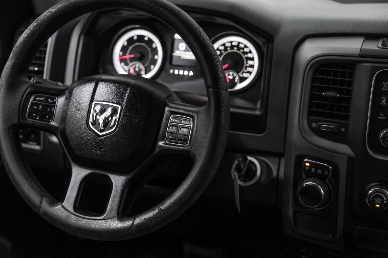 RAM 1500 Tradesman 4x2 Quad Cab 6'4" Box 2018