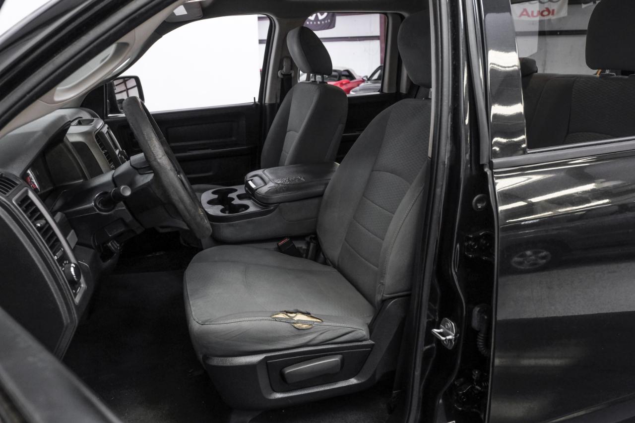 RAM 1500 Tradesman 4x2 Quad Cab 6'4" Box 2018