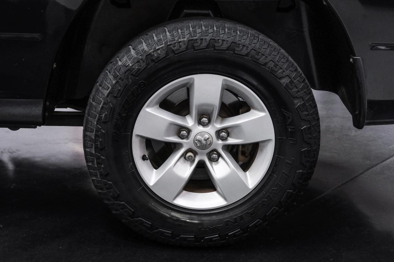 RAM 1500 Tradesman 4x2 Quad Cab 6'4" Box 2018