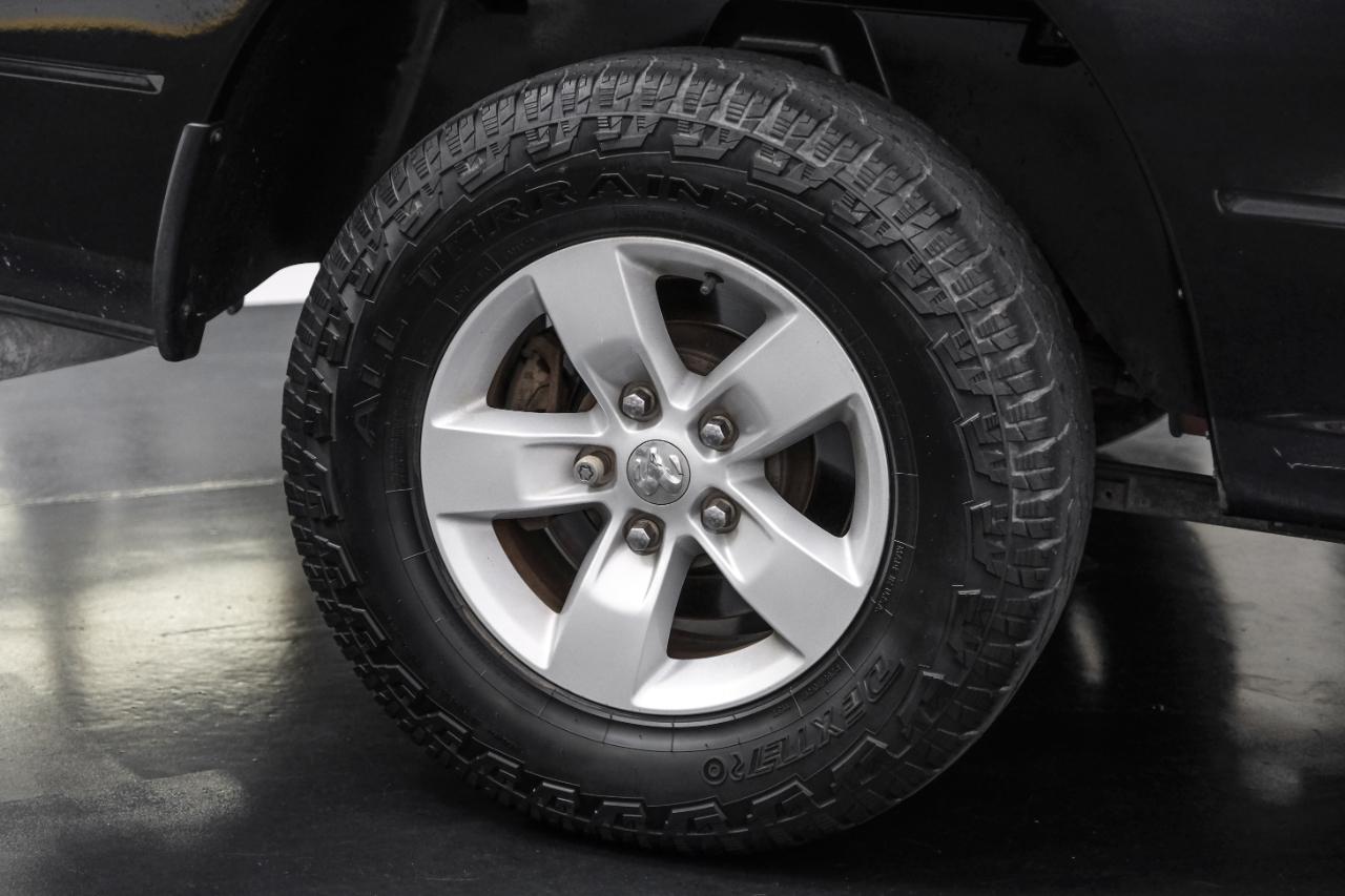 RAM 1500 Tradesman 4x2 Quad Cab 6'4" Box 2018