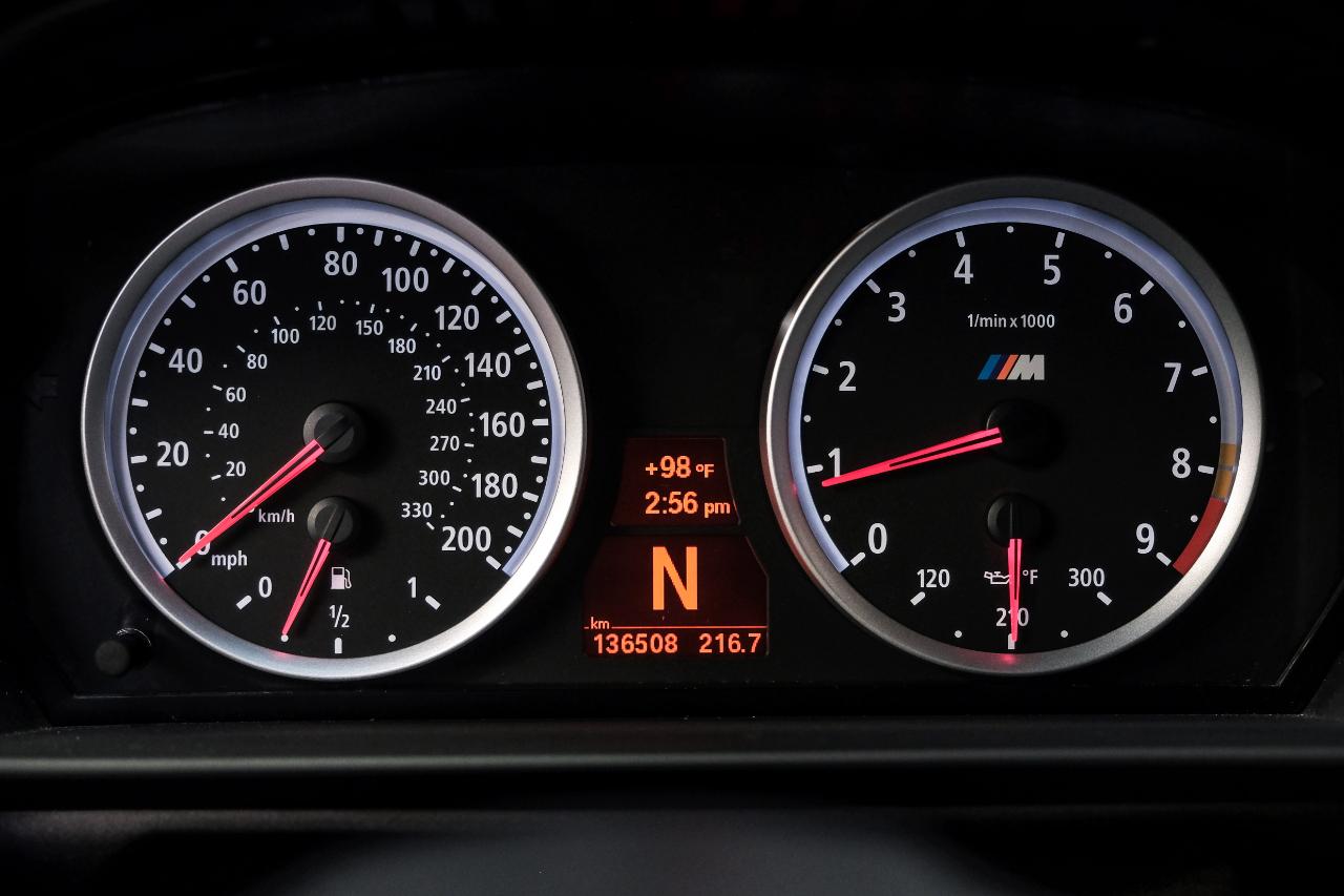 BMW M5 4dr Sdn 2010