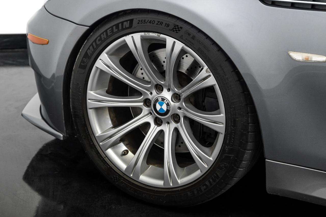 BMW M5 4dr Sdn 2010