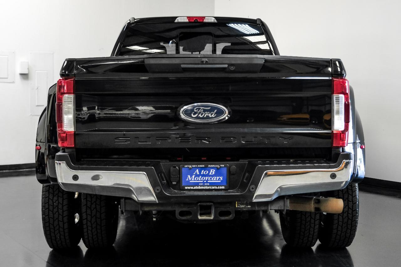 Ford Super Duty F-350 DRW Lariat 4WD Crew Cab 179" WB 60" CA 2017