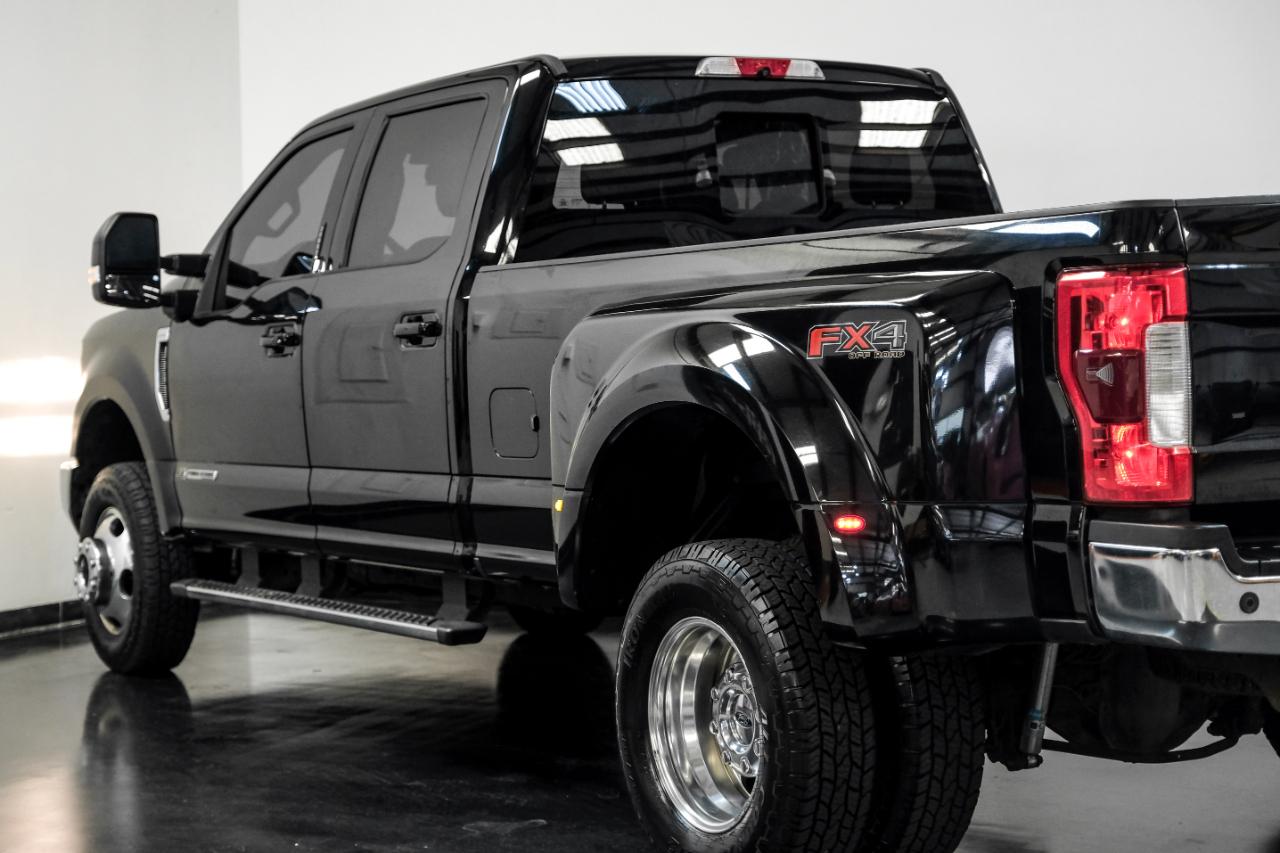 Ford Super Duty F-350 DRW Lariat 4WD Crew Cab 179" WB 60" CA 2017