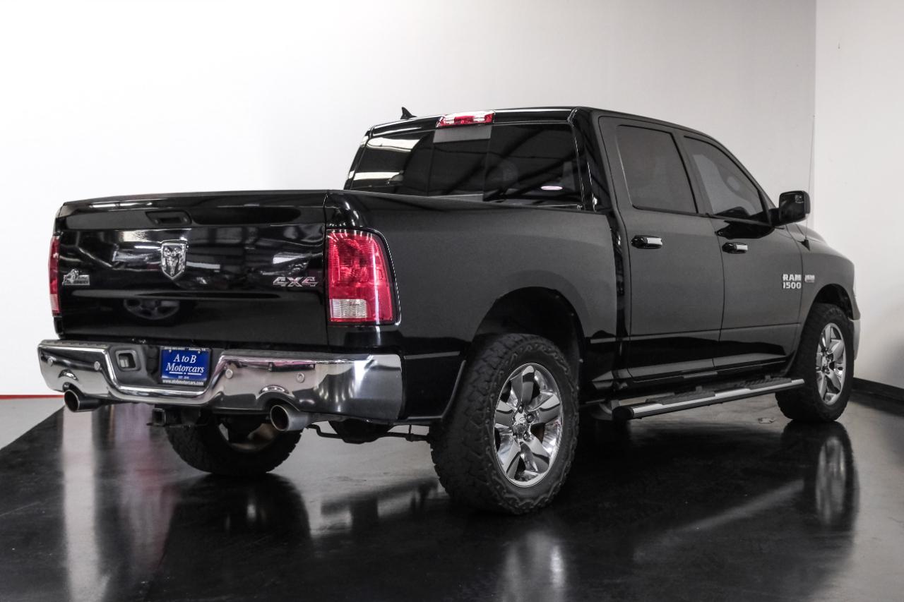 RAM 1500 4WD Crew Cab 140.5" Big Horn 2014