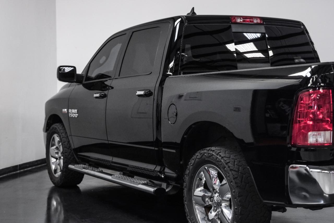 RAM 1500 4WD Crew Cab 140.5" Big Horn 2014
