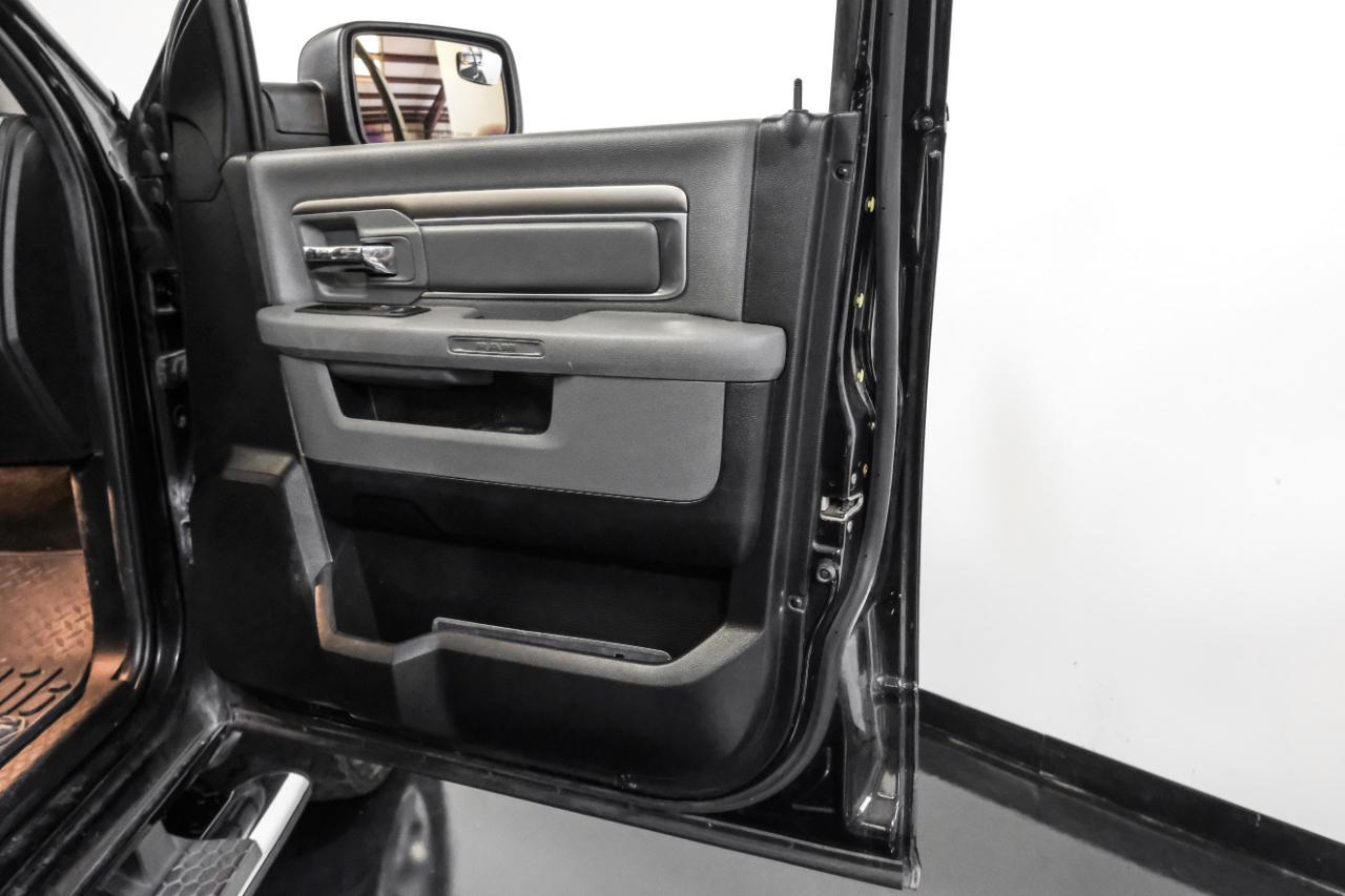 RAM 1500 4WD Crew Cab 140.5" Big Horn 2014