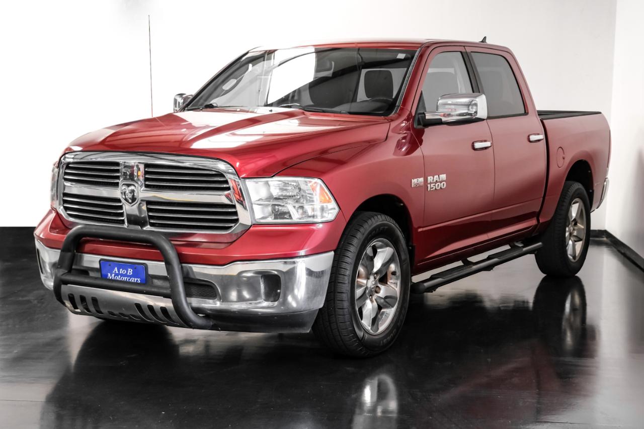 RAM 1500 4WD Crew Cab 140.5" Lone Star 2014