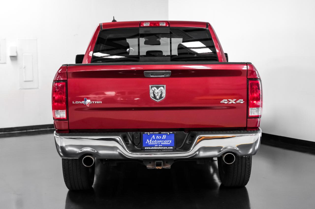 RAM 1500 4WD Crew Cab 140.5" Lone Star 2014