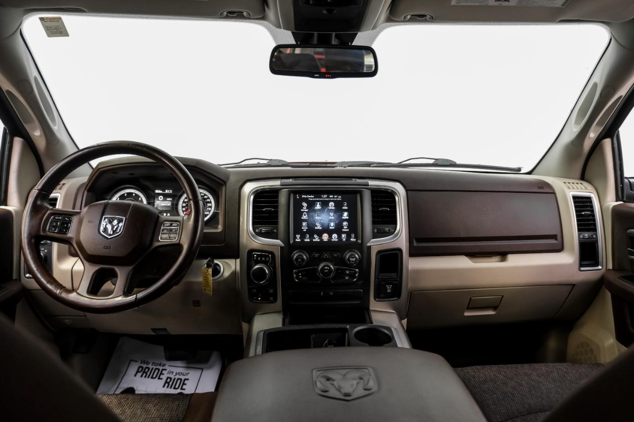 RAM 1500 4WD Crew Cab 140.5" Lone Star 2014