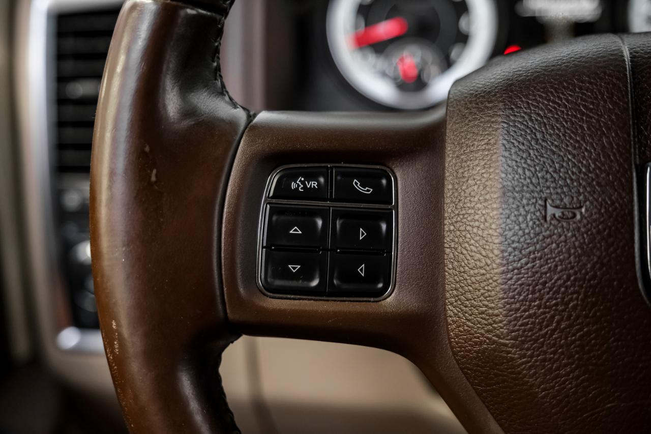 RAM 1500 4WD Crew Cab 140.5" Lone Star 2014