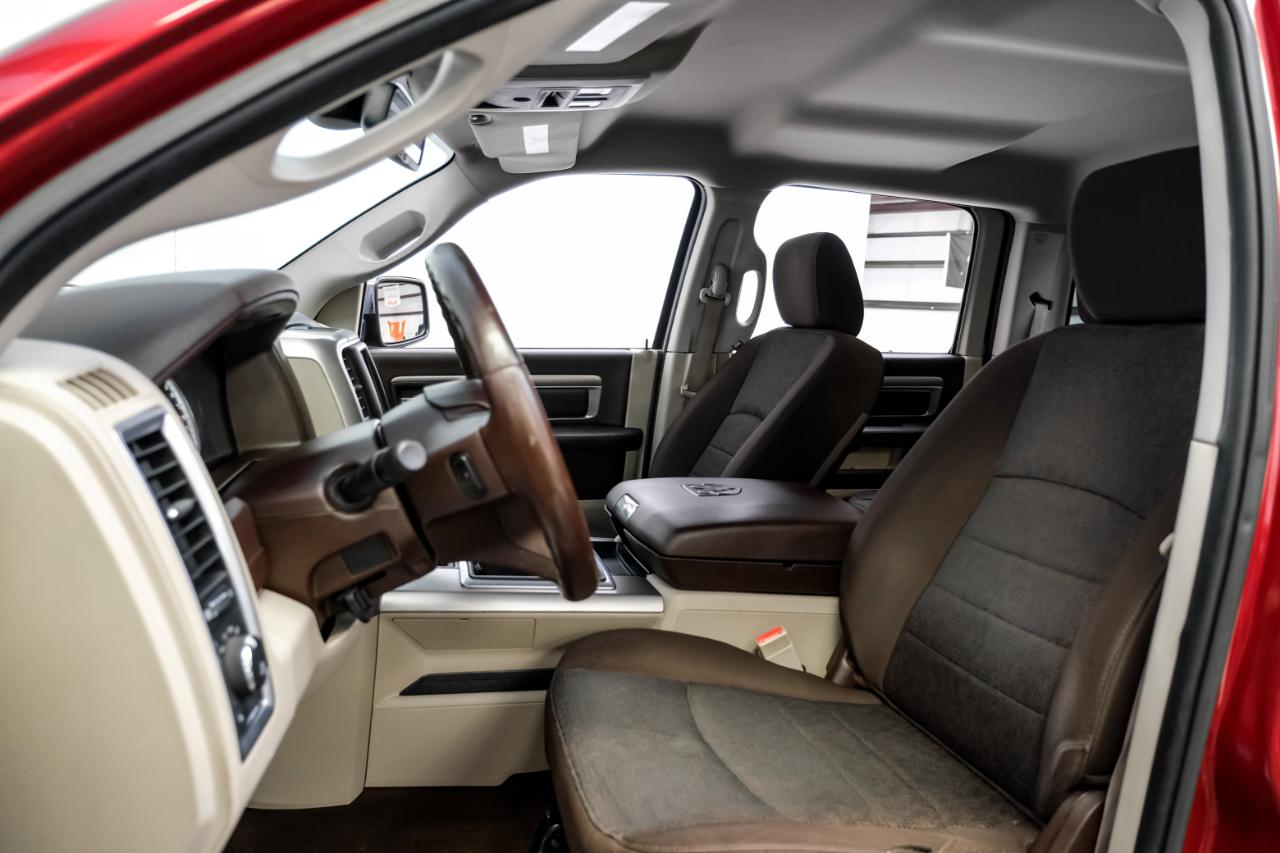 RAM 1500 4WD Crew Cab 140.5" Lone Star 2014