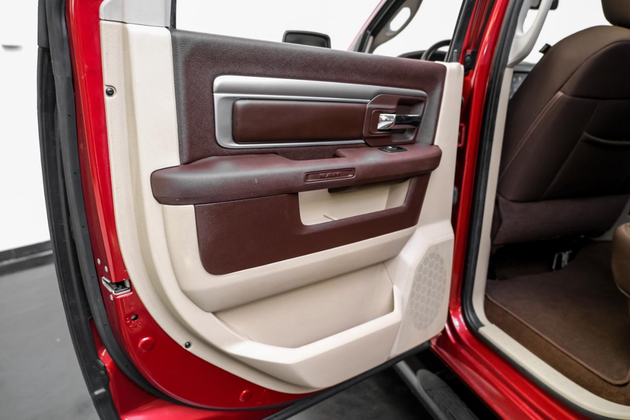 RAM 1500 4WD Crew Cab 140.5" Lone Star 2014