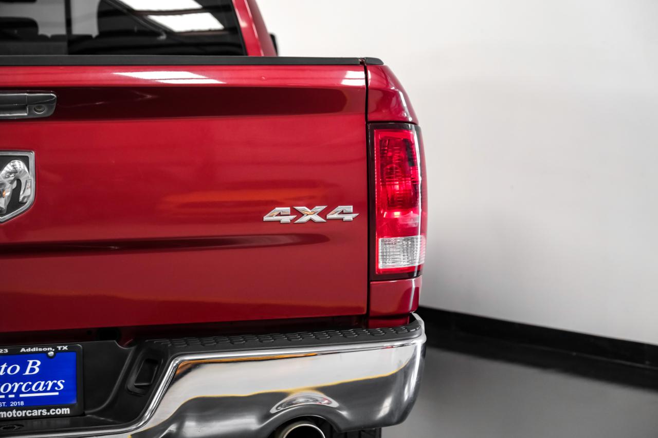 RAM 1500 4WD Crew Cab 140.5" Lone Star 2014