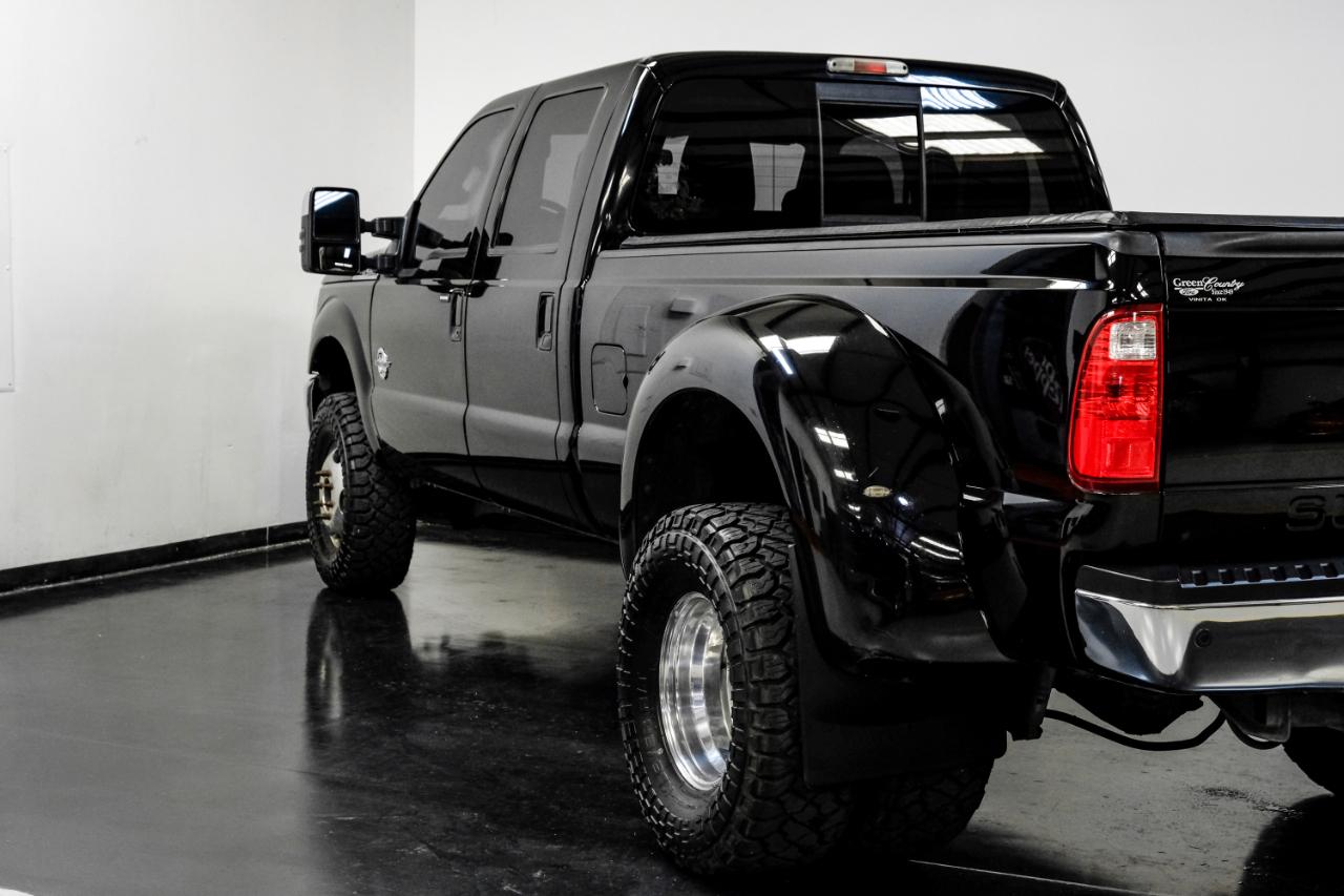 Ford Super Duty F-350 DRW 4WD Crew Cab 172" Lariat 2016
