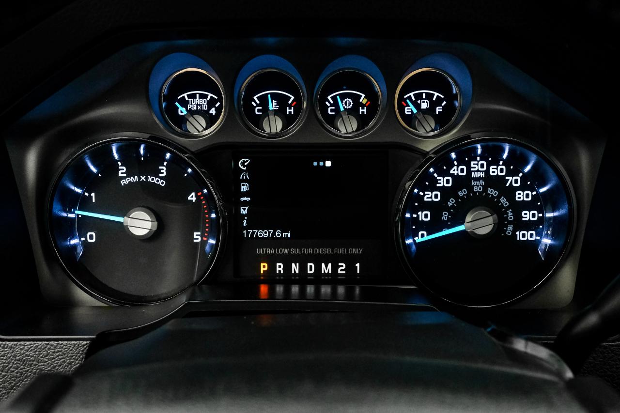 Ford Super Duty F-350 DRW 4WD Crew Cab 172" Lariat 2016