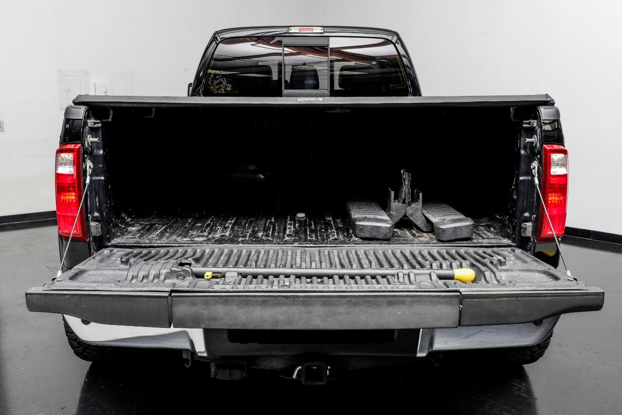 Ford Super Duty F-350 DRW 4WD Crew Cab 172" Lariat 2016