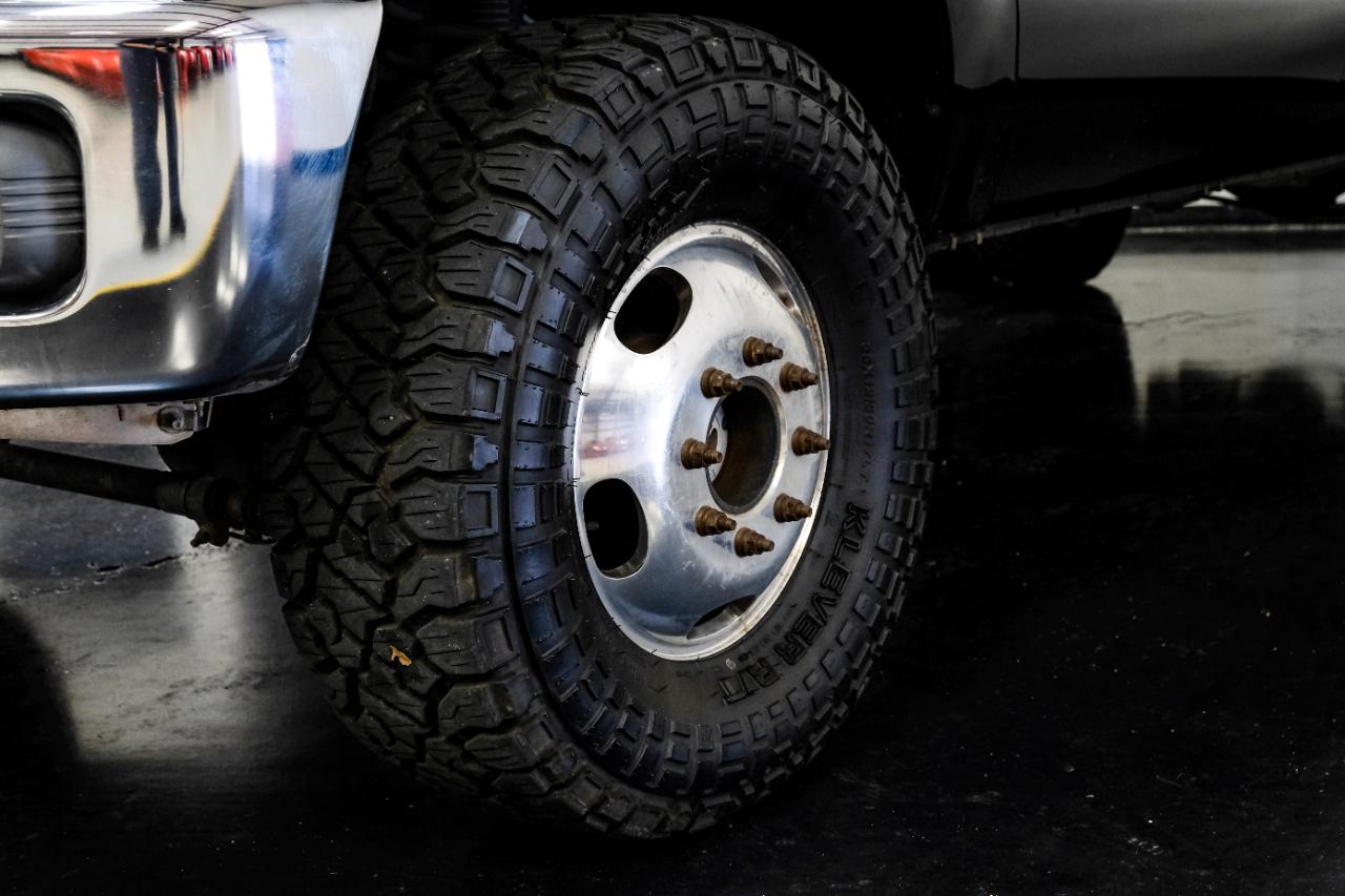 Ford Super Duty F-350 DRW 4WD Crew Cab 172" Lariat 2016