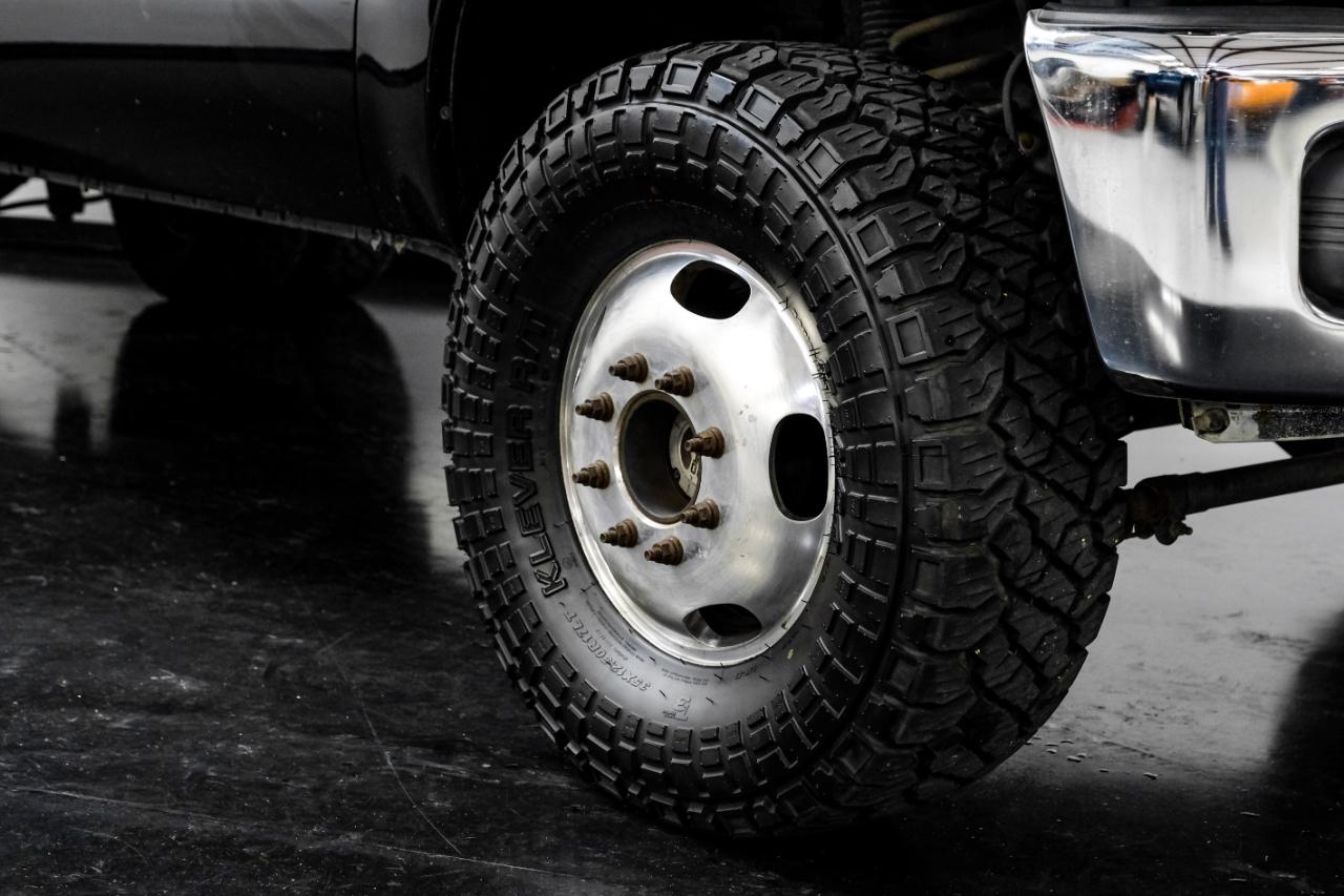Ford Super Duty F-350 DRW 4WD Crew Cab 172" Lariat 2016