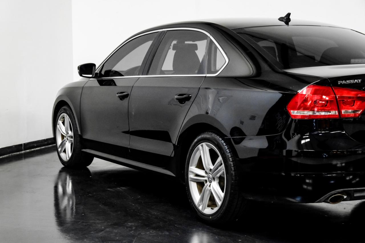 Volkswagen Passat 4dr Sdn 2.0L Manual TDI SE 2015