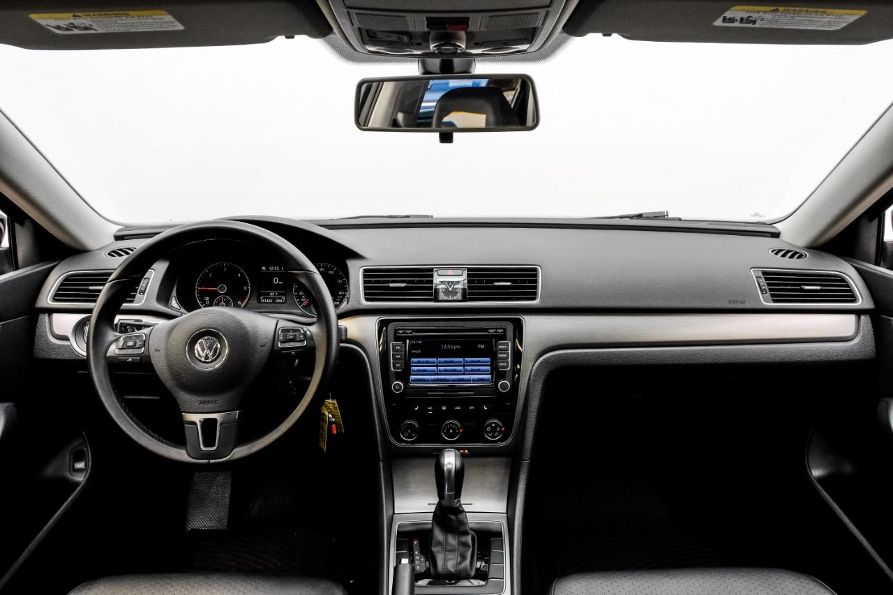 Volkswagen Passat 4dr Sdn 2.0L Manual TDI SE 2015