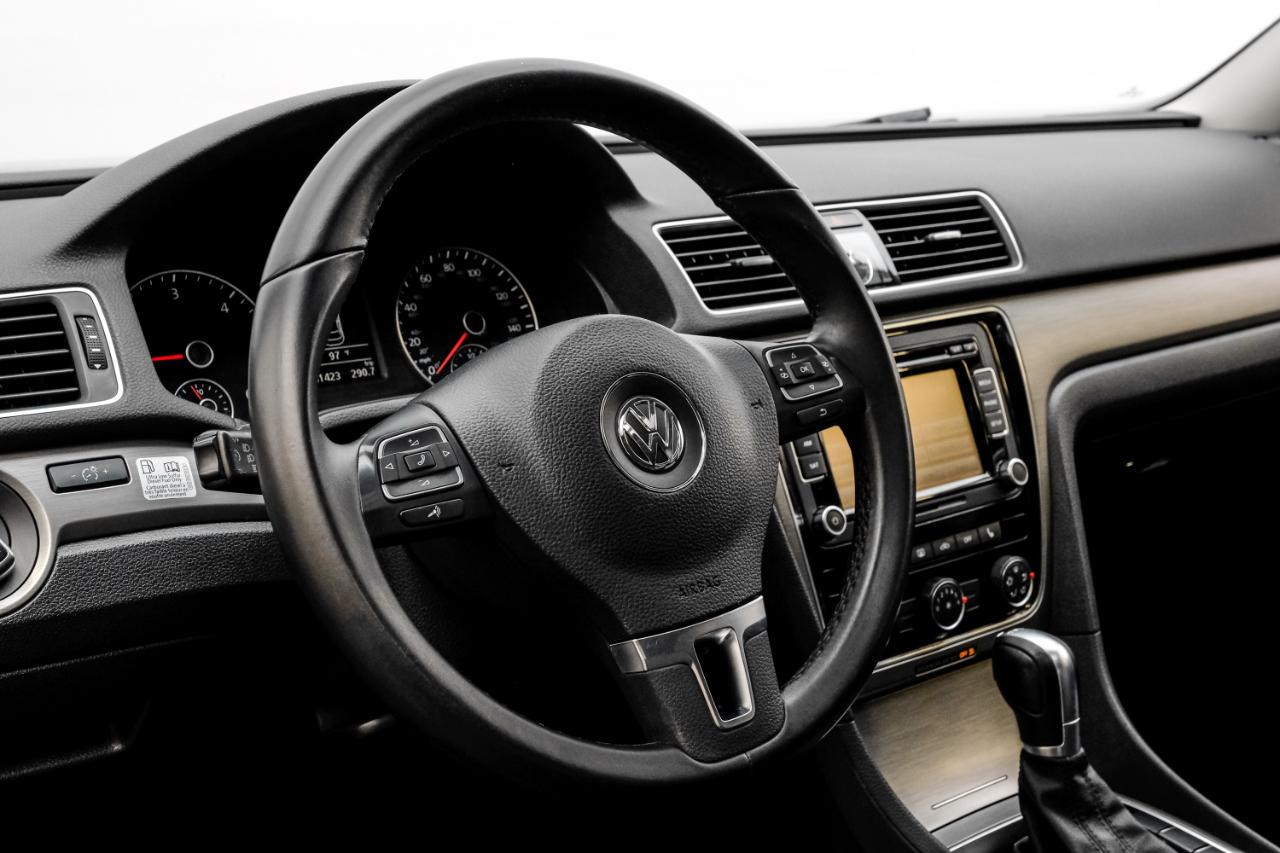 Volkswagen Passat 4dr Sdn 2.0L Manual TDI SE 2015