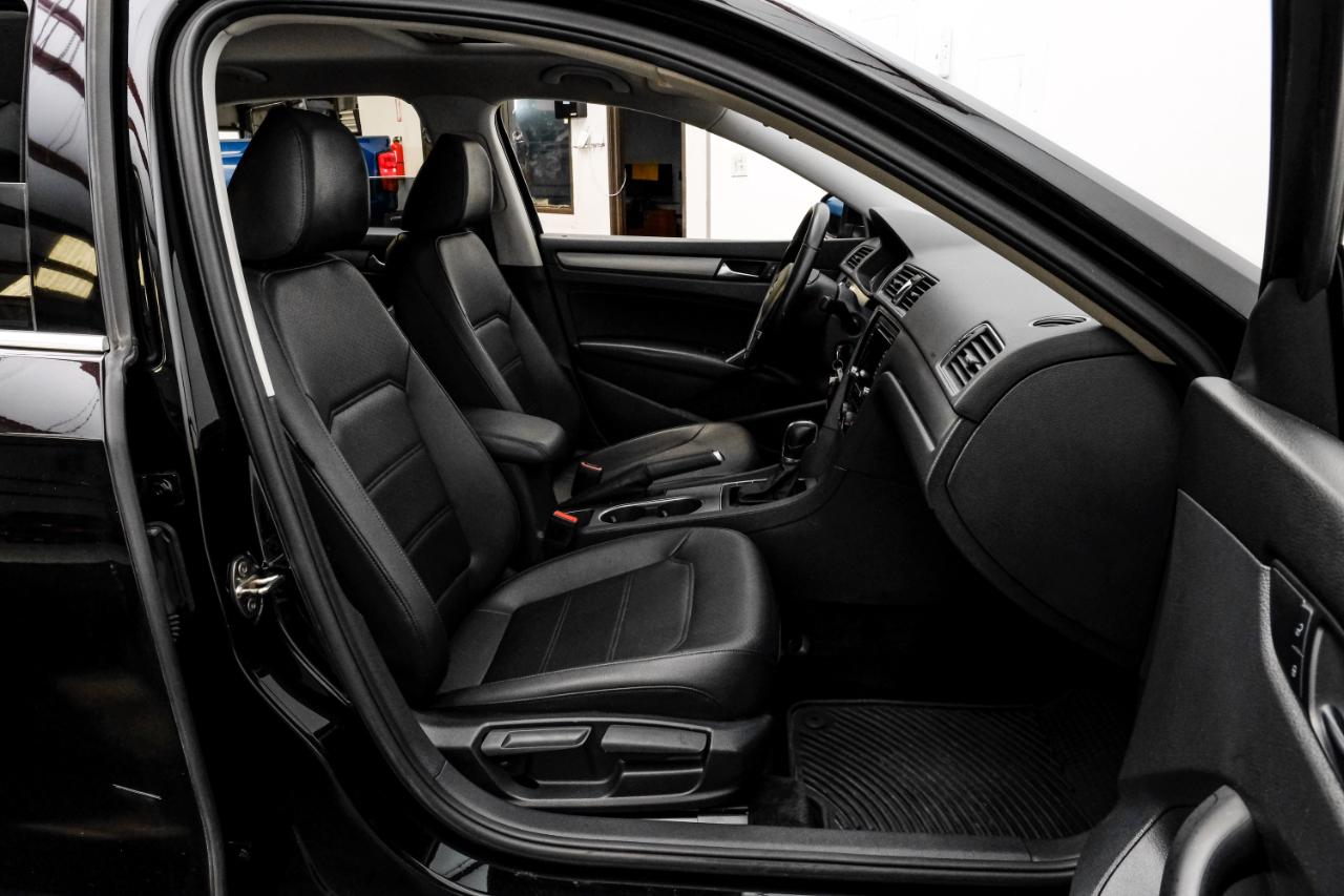 Volkswagen Passat 4dr Sdn 2.0L Manual TDI SE 2015