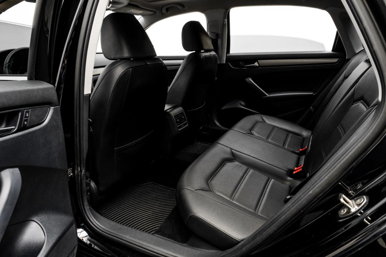 Volkswagen Passat 4dr Sdn 2.0L Manual TDI SE 2015
