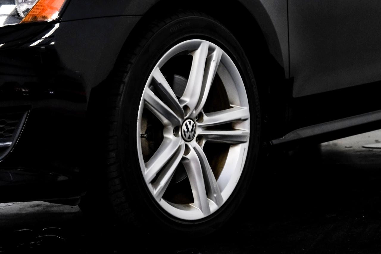 Volkswagen Passat 4dr Sdn 2.0L Manual TDI SE 2015