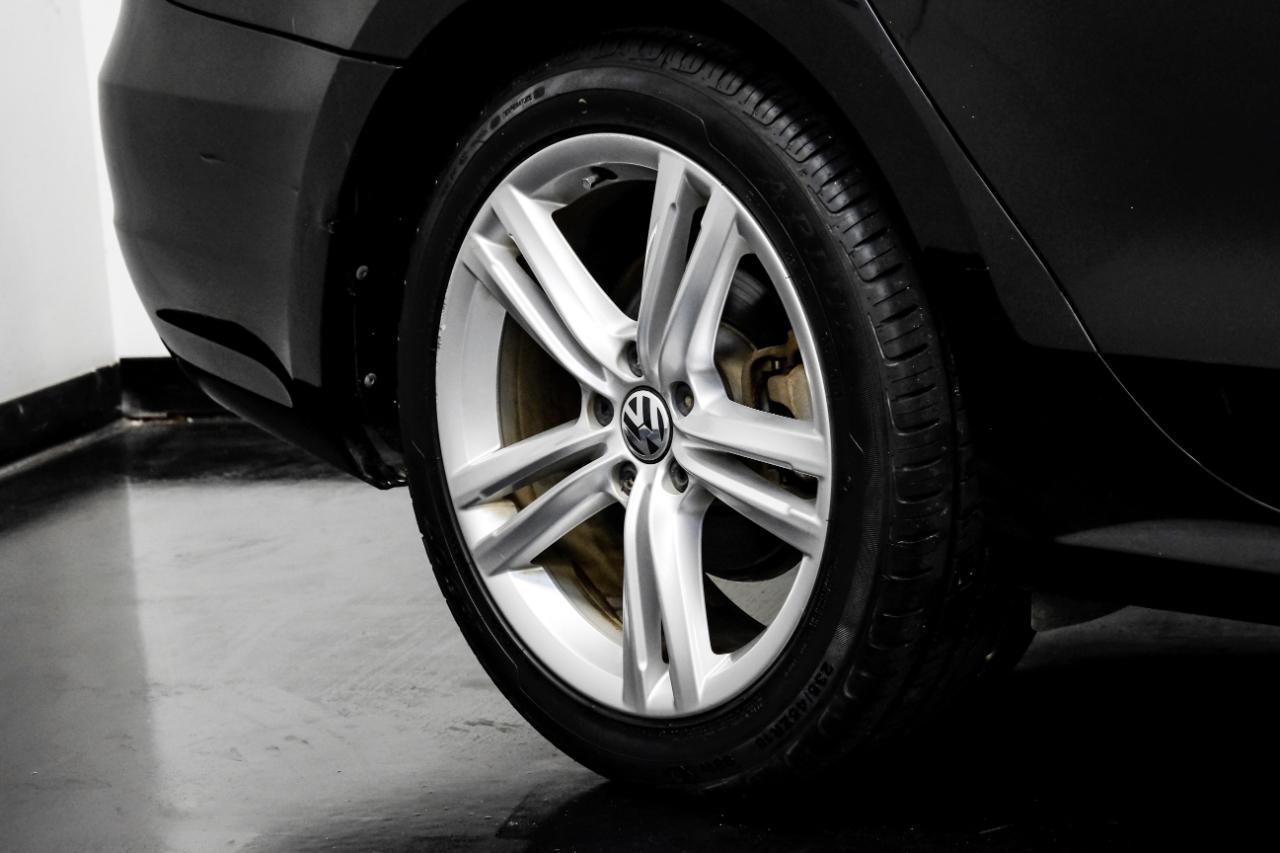 Volkswagen Passat 4dr Sdn 2.0L Manual TDI SE 2015