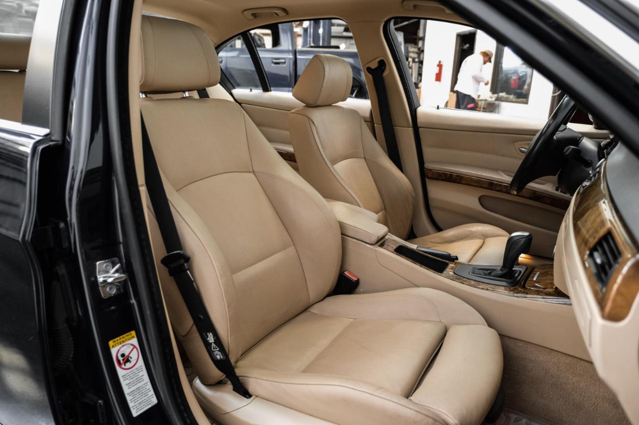 BMW 3 Series 4dr Sdn 335xi AWD 2007