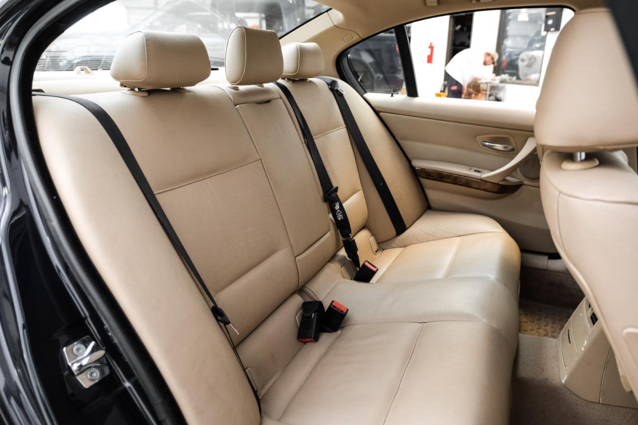 BMW 3 Series 4dr Sdn 335xi AWD 2007