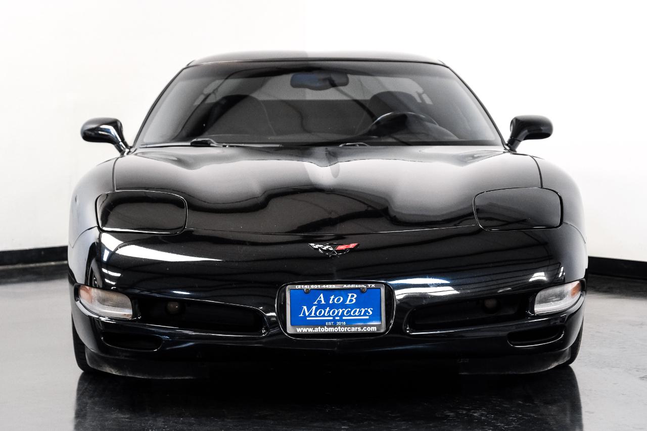 Chevrolet Corvette 2dr Cpe 2001
