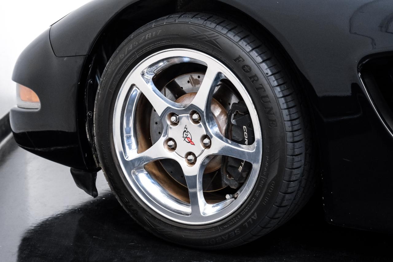 Chevrolet Corvette 2dr Cpe 2001