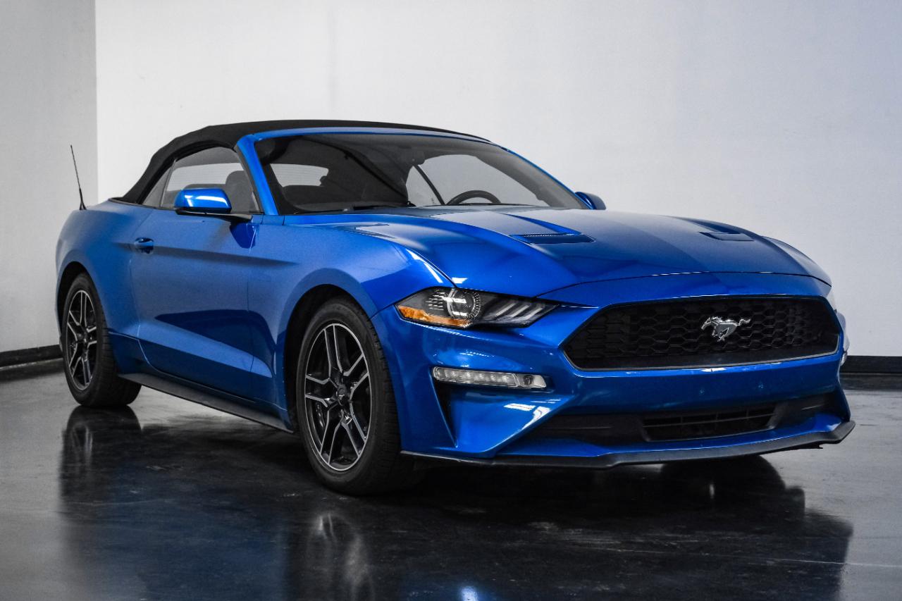 Ford Mustang EcoBoost Convertible 2020