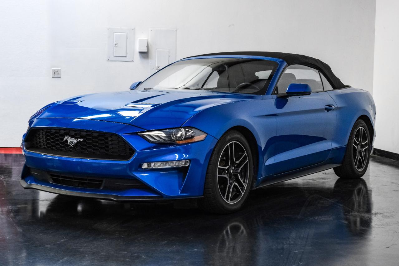 Ford Mustang EcoBoost Convertible 2020