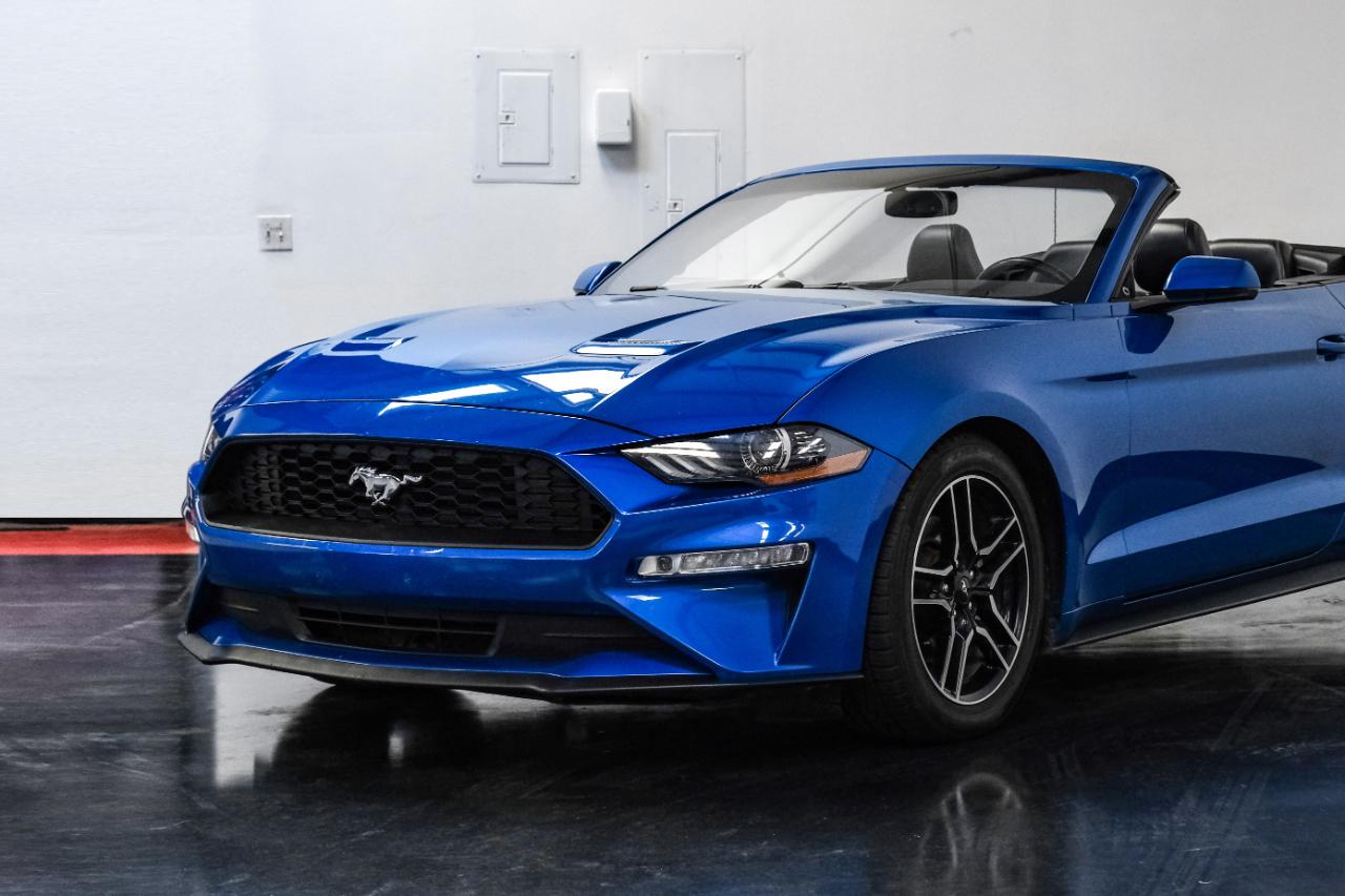 Ford Mustang EcoBoost Convertible 2020