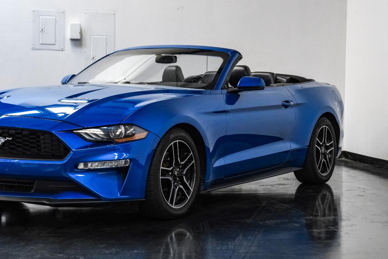 Ford Mustang EcoBoost Convertible 2020