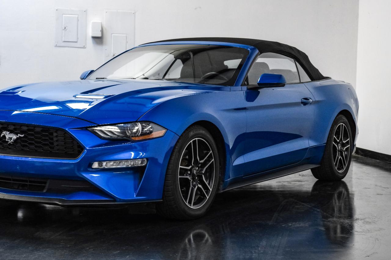 Ford Mustang EcoBoost Convertible 2020