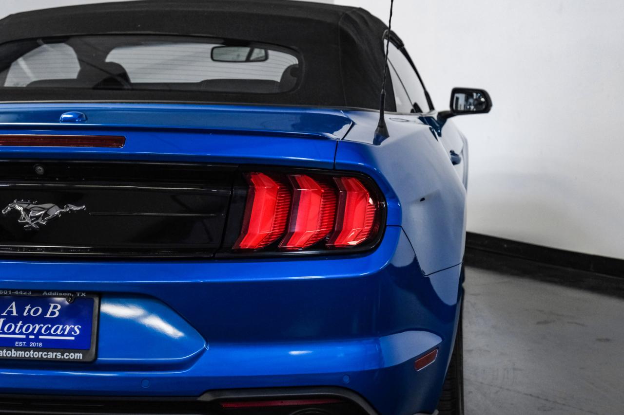 Ford Mustang EcoBoost Convertible 2020