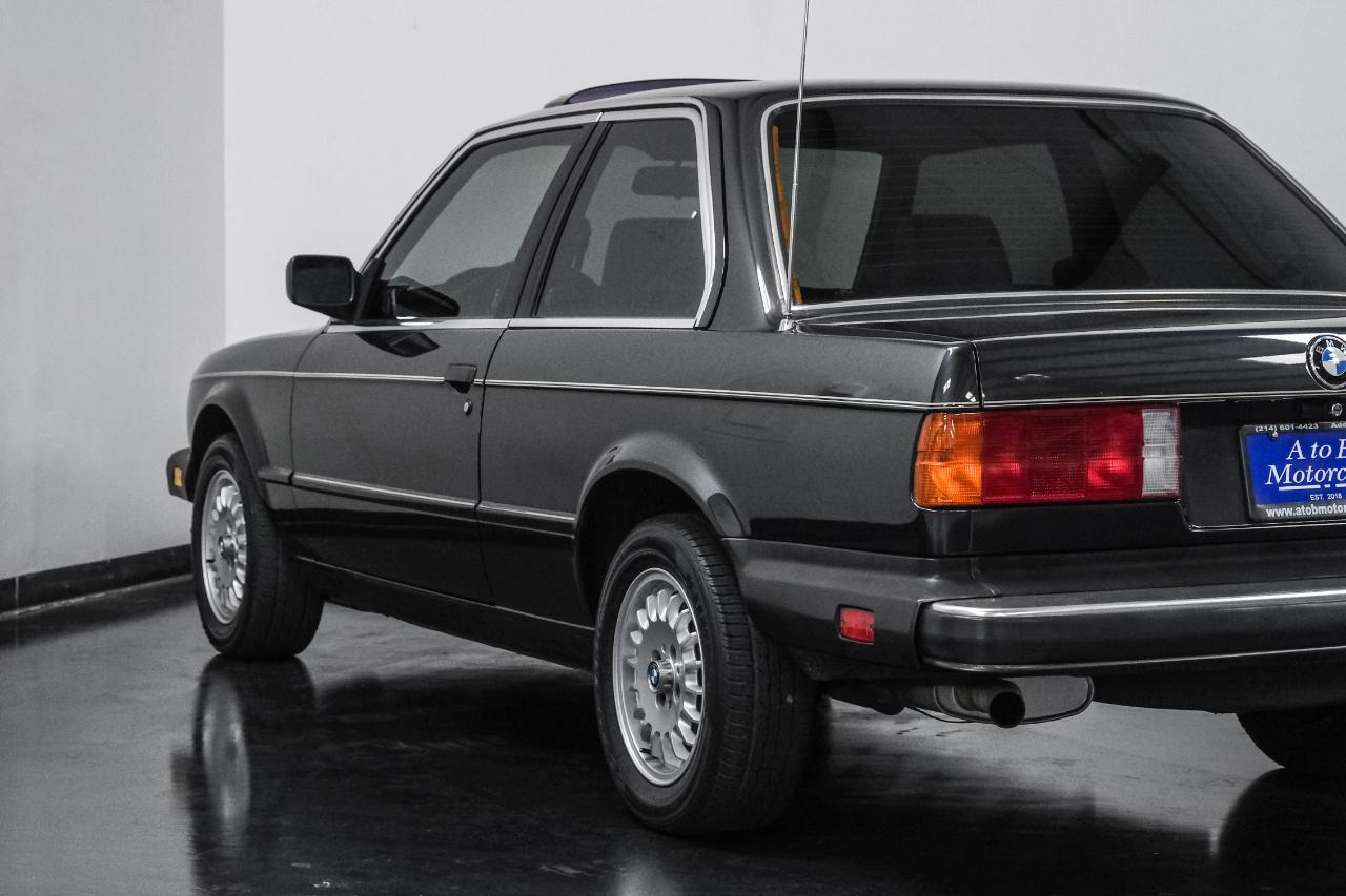 BMW 325e 4dr Sedan 4dr 5-Spd 1985