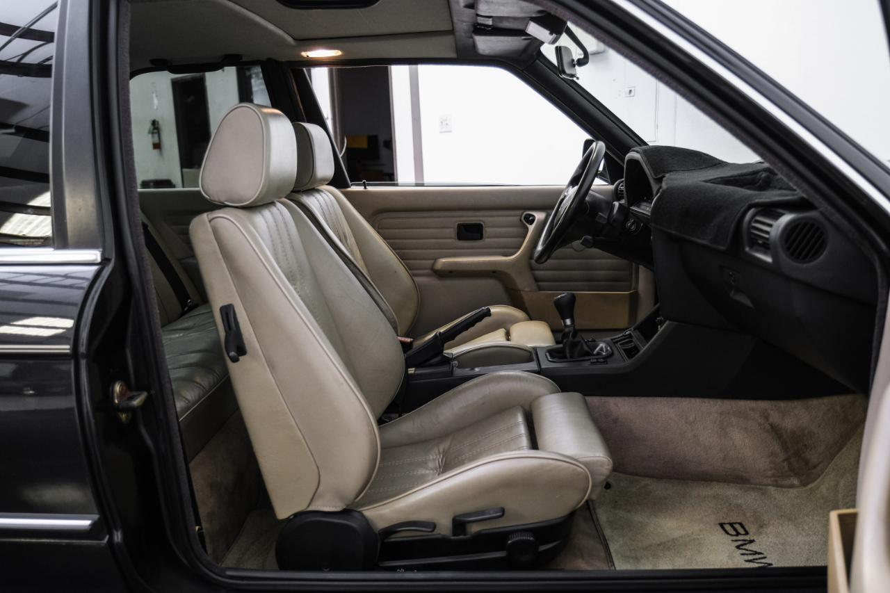 BMW 325e 4dr Sedan 4dr 5-Spd 1985