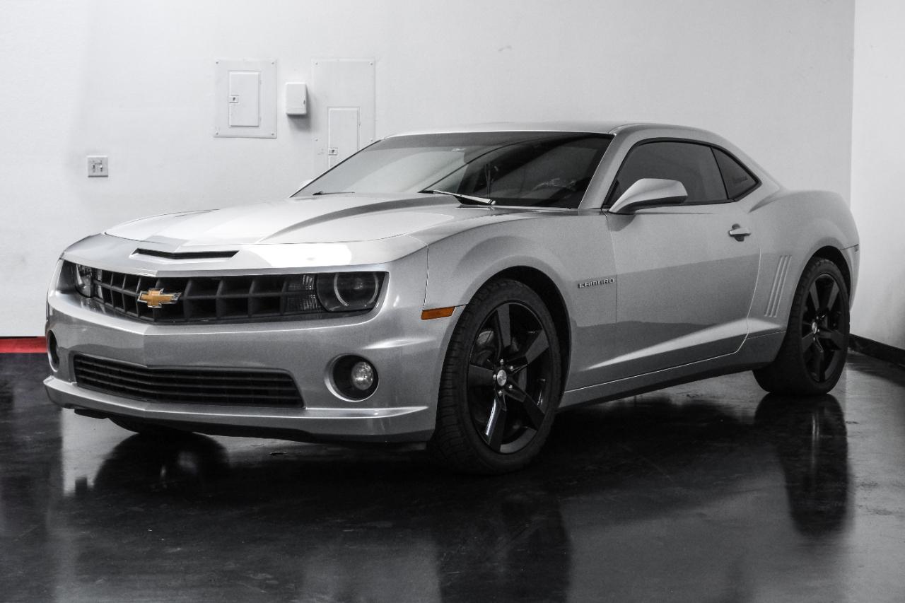 Chevrolet Camaro 2dr Cpe 1SS 2011