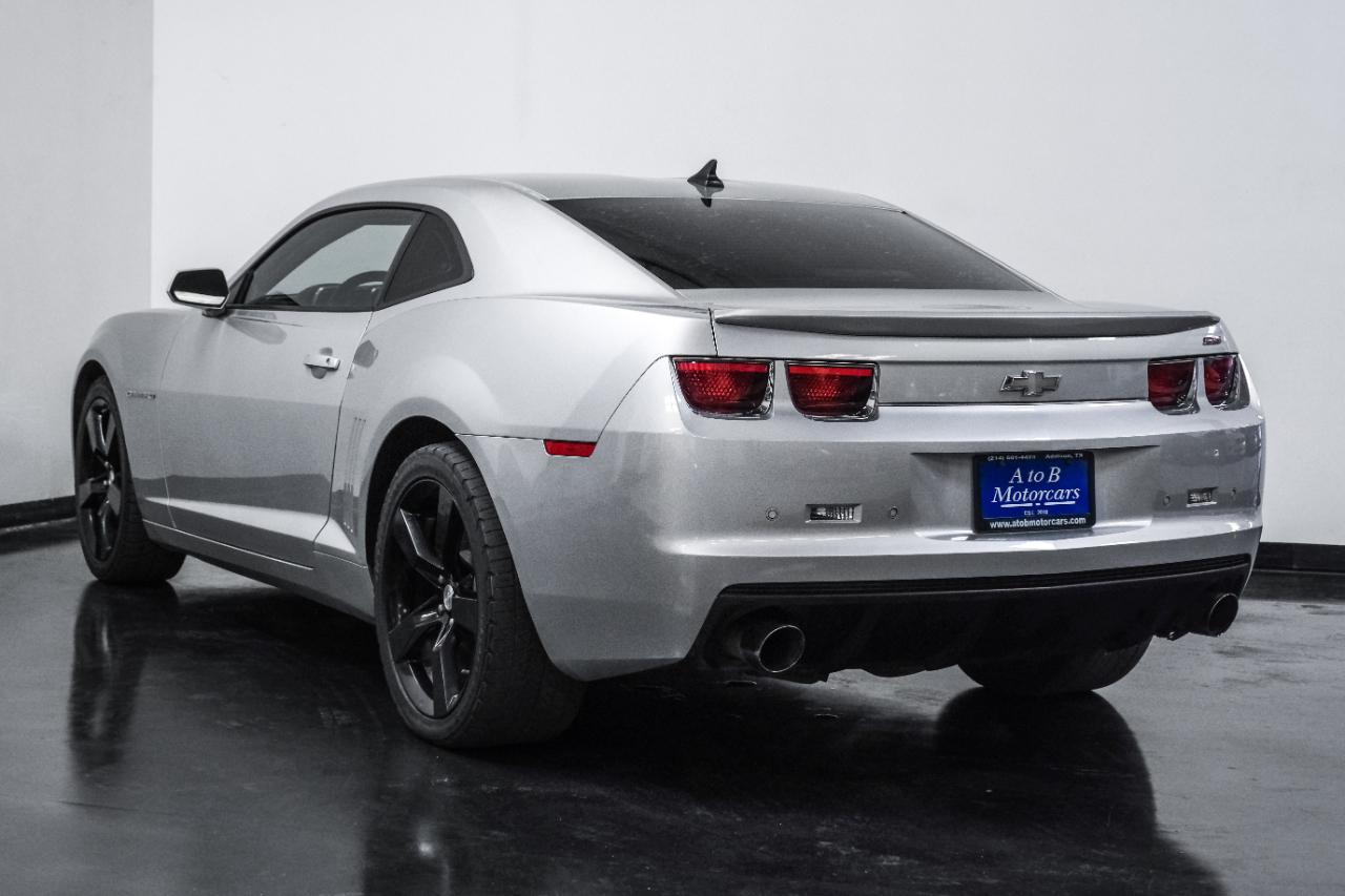 Chevrolet Camaro 2dr Cpe 1SS 2011
