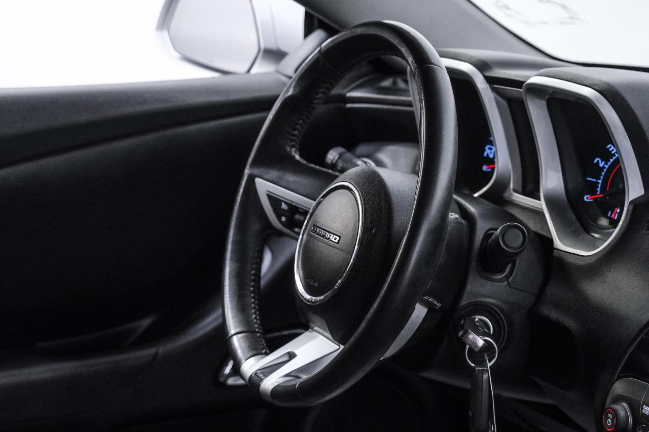 Chevrolet Camaro 2dr Cpe 1SS 2011