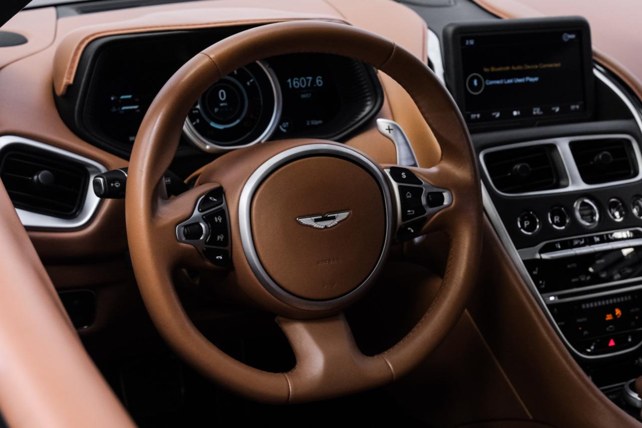 Aston Martin DB11 V8 Coupe 2020