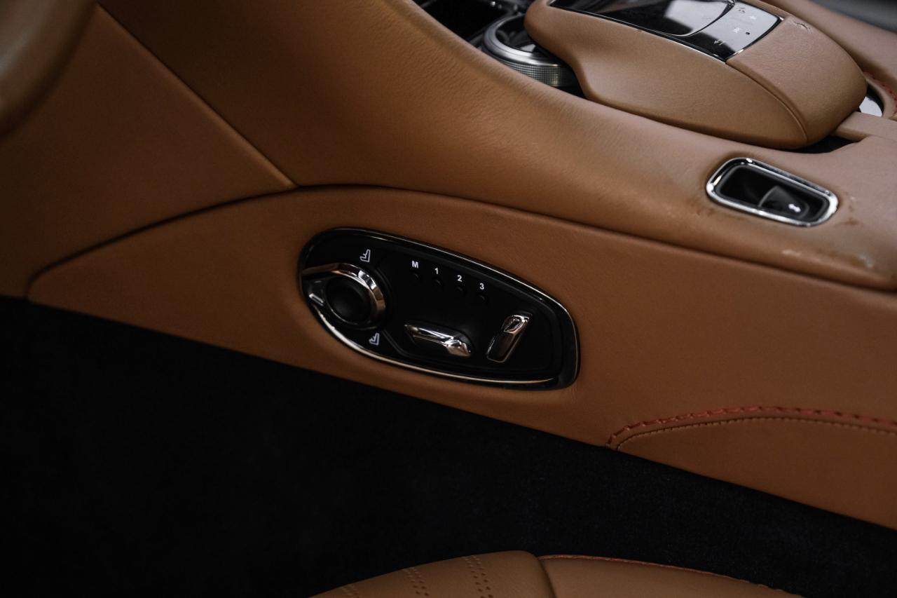 Aston Martin DB11 V8 Coupe 2020