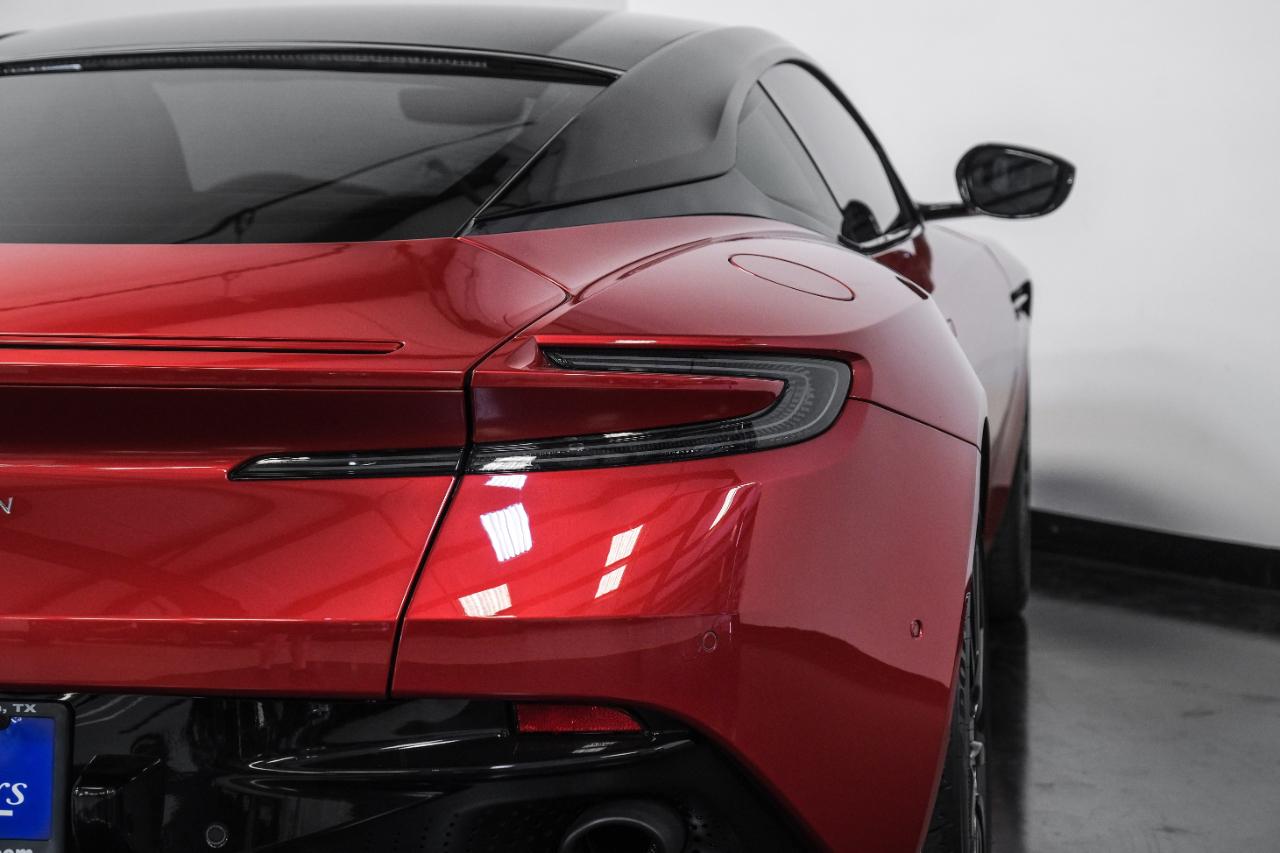 Aston Martin DB11 V8 Coupe 2020