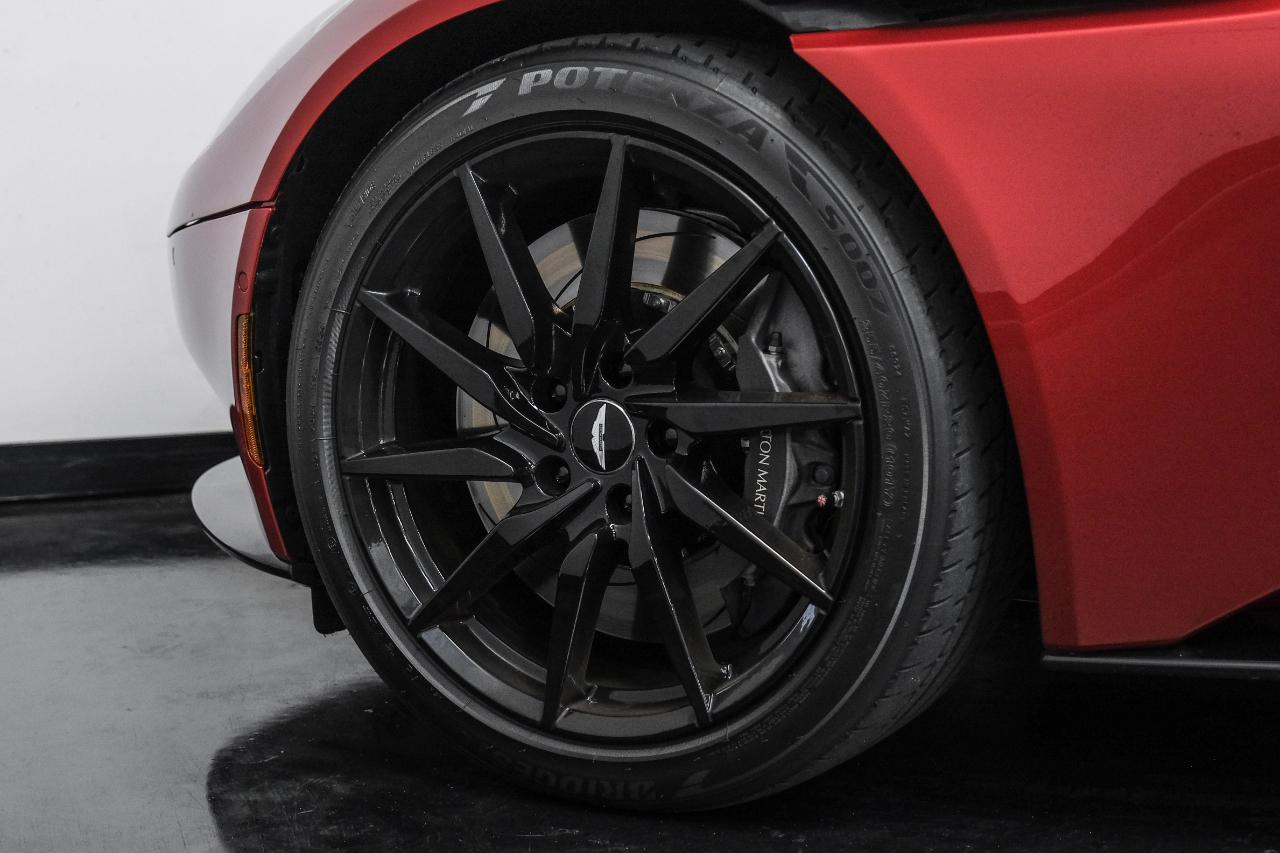 Aston Martin DB11 V8 Coupe 2020